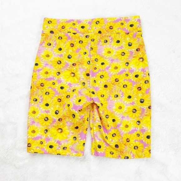 NWT Zara High Waisted Daisy Floral Print Biker Shorts - Picture 5 of 5